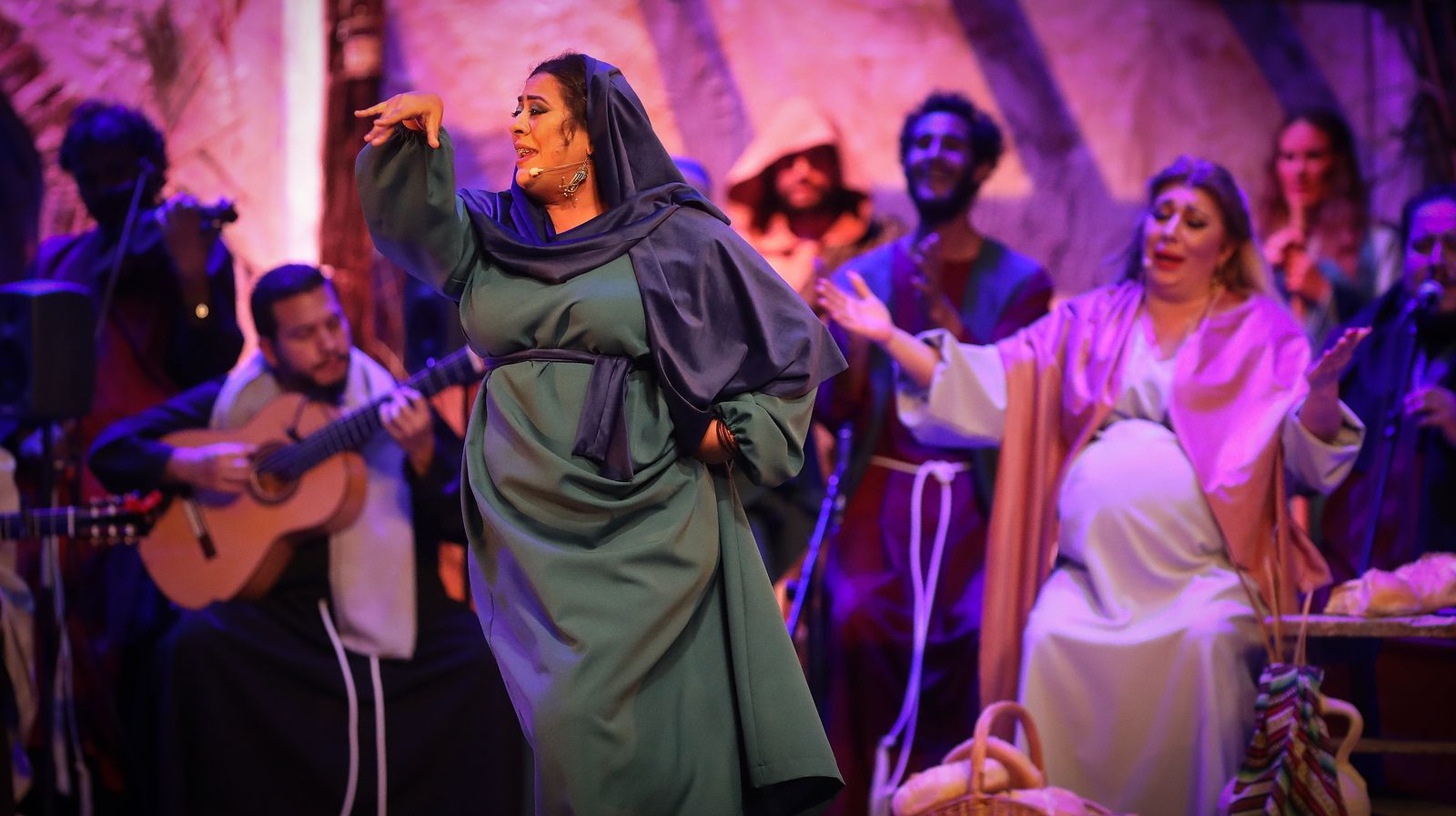 Un Belén muy flamenco en el Villamarta