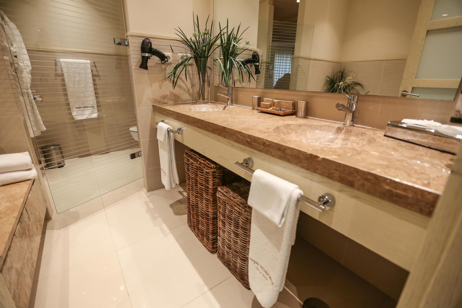 Imágenes del hotel Royal Hideaway Santi Petri