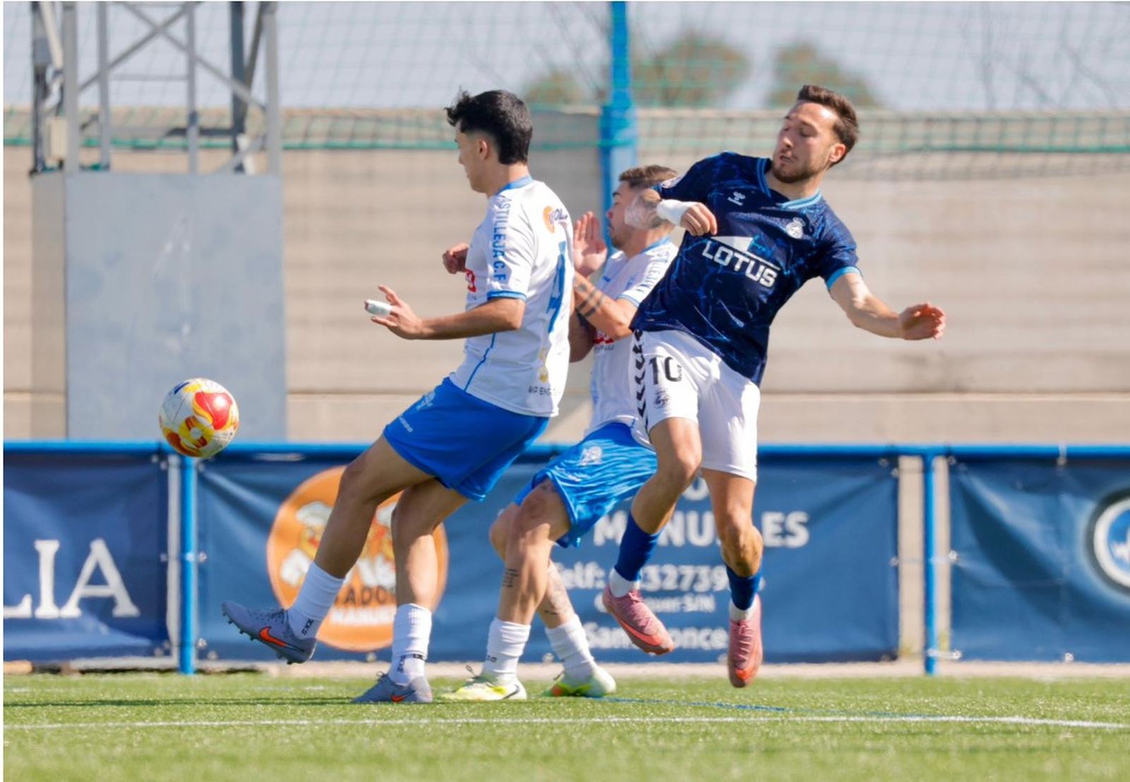 Las fotos del Castilleja-Balona de Tercera Federación (1-1)