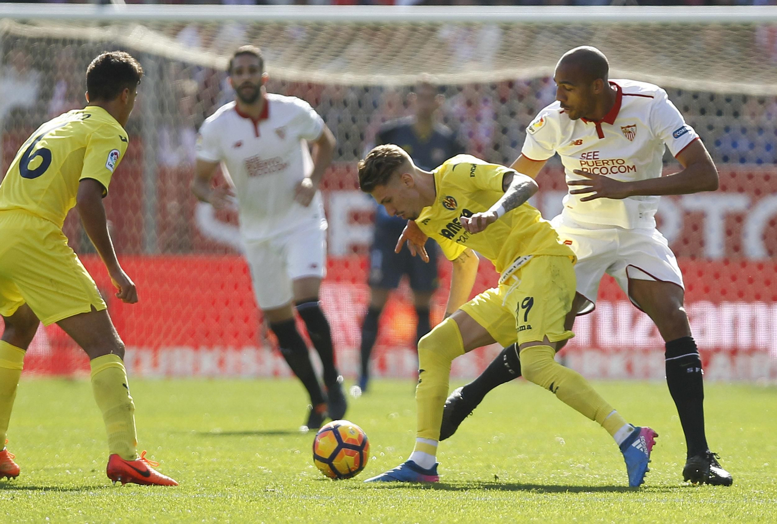 El Sevilla-Villarreal, en imagenes
