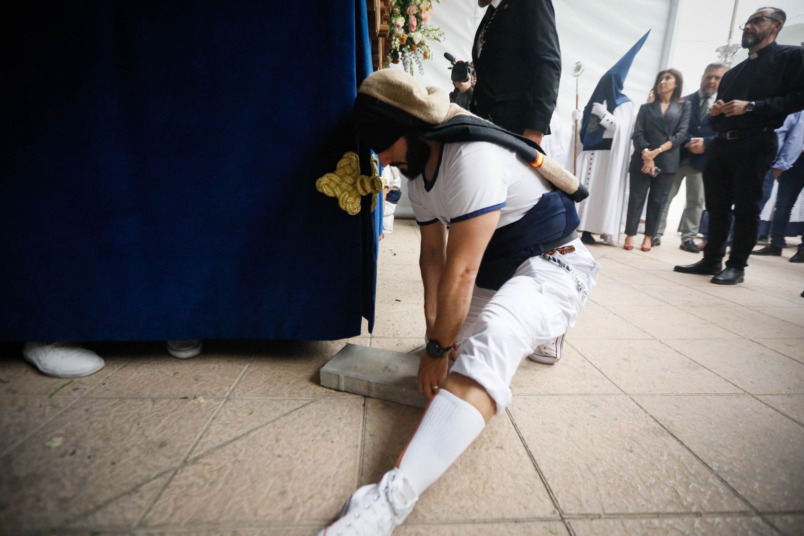 Mira como la cena sale a las calles de Almería tras las lluvias