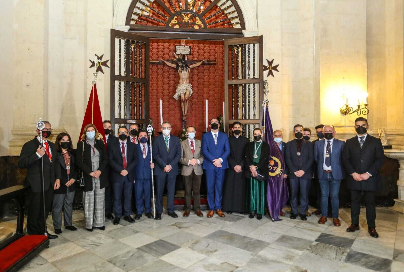 Visita del alcalde a la Iglesia Mayor.