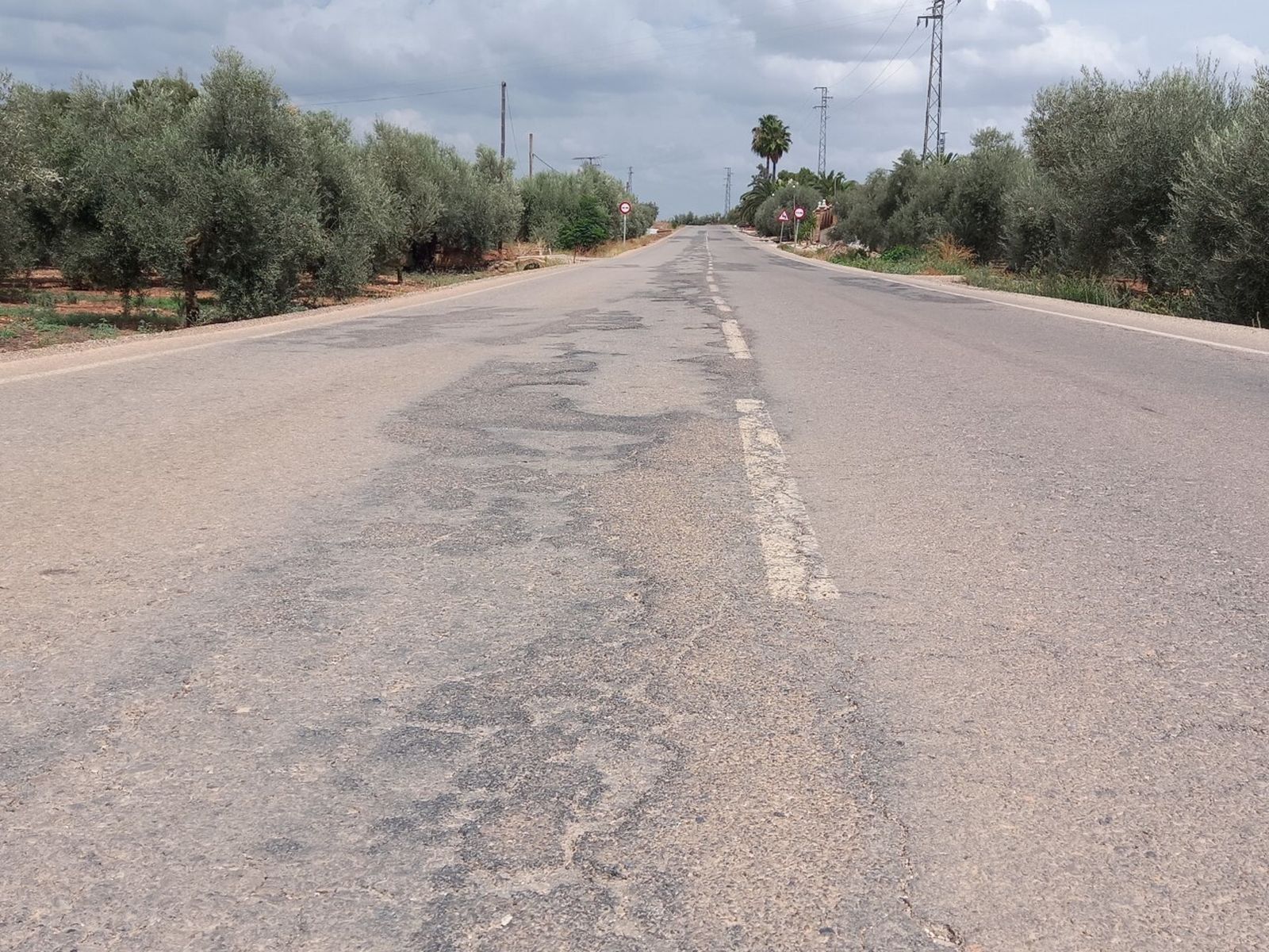 Estado de la carretera entre Los Arenales y Puente Genil.