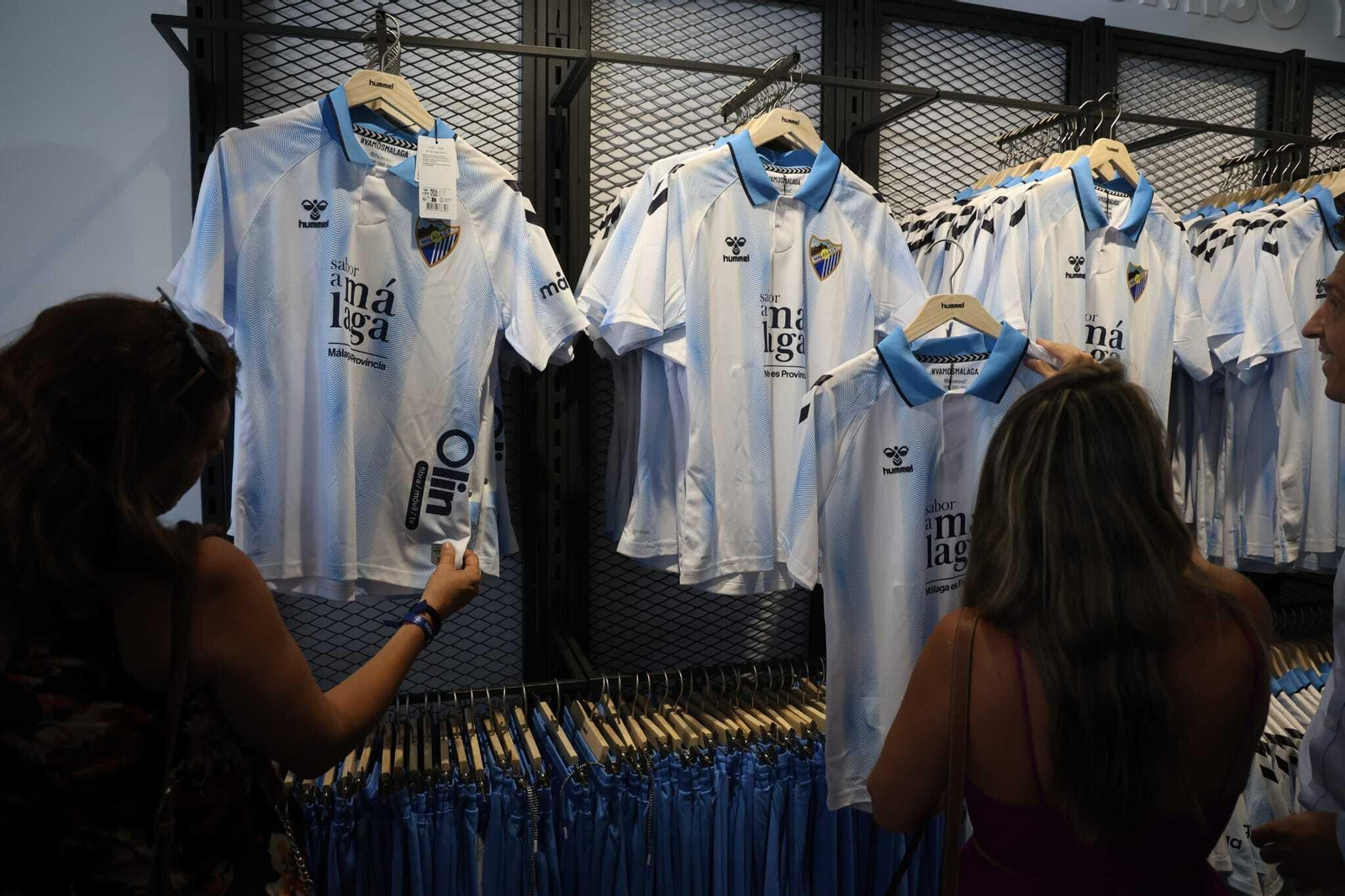 Camisetas Málaga CF 2023/24: La piel, al descubierto