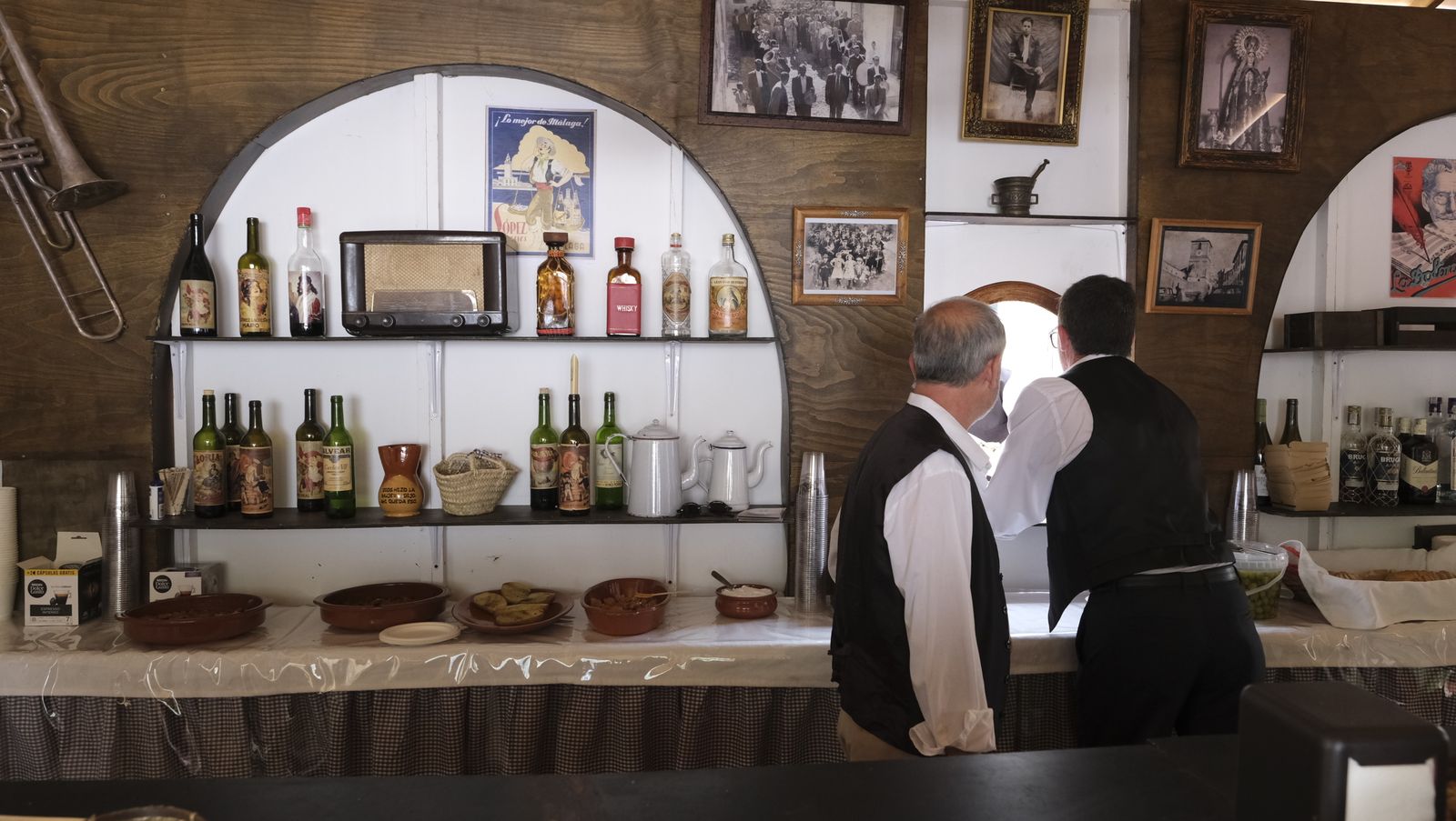 Imágenes de la recreación histórica Canteros y Caciques de Macael