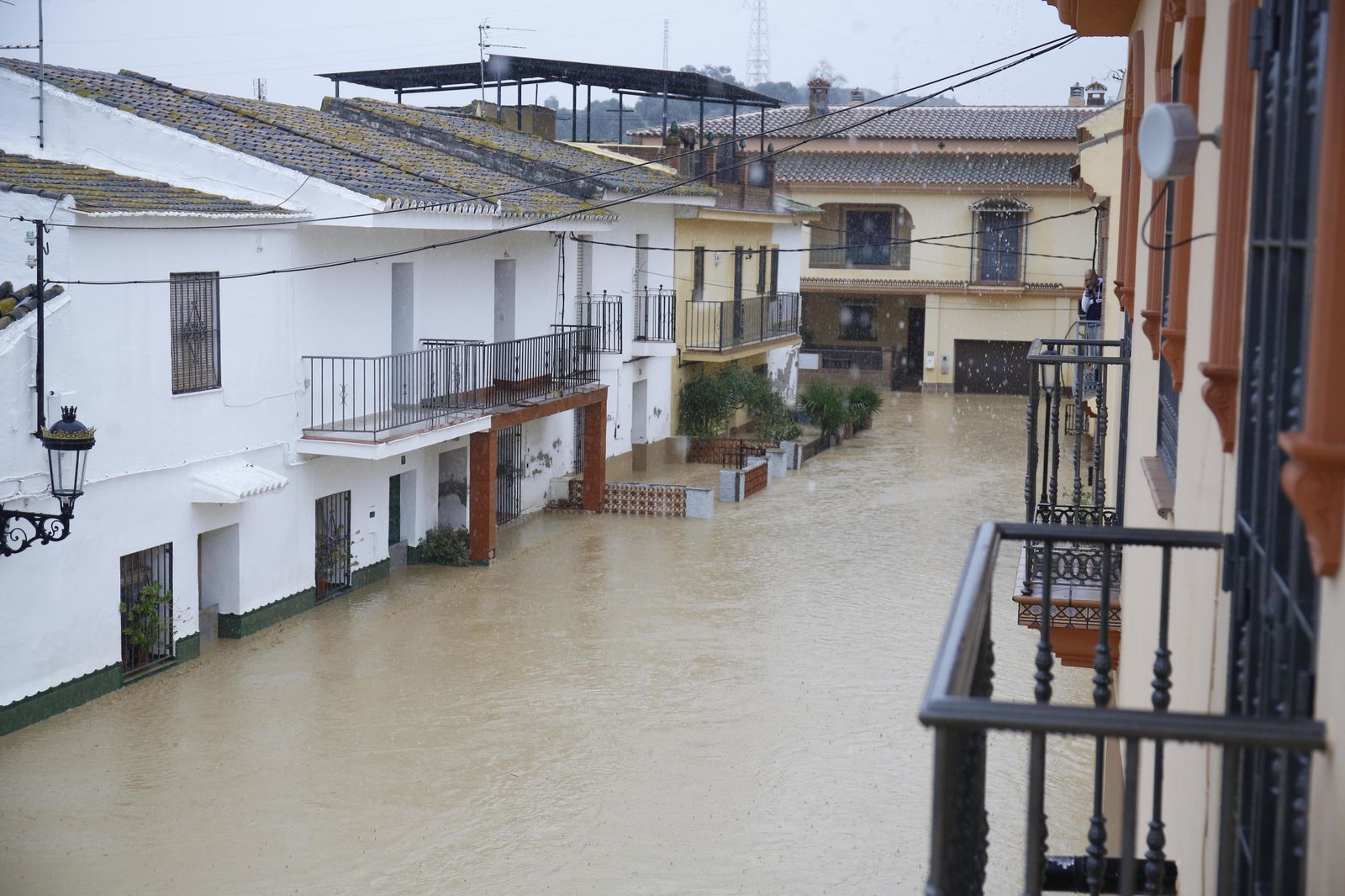 Algunas calles de Cártama se convirtieron, literalmente, en una piscina.
