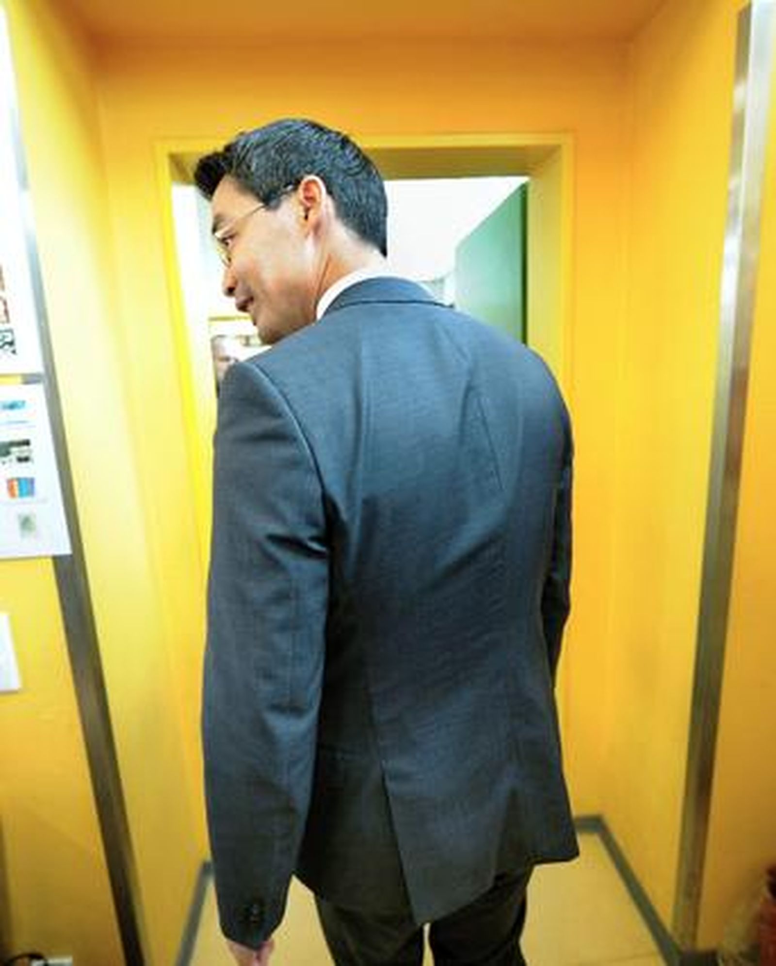 Roesler y sus liberales han sido los grandes derrotados al no lograr representación parlamentaria.

Foto: EFE