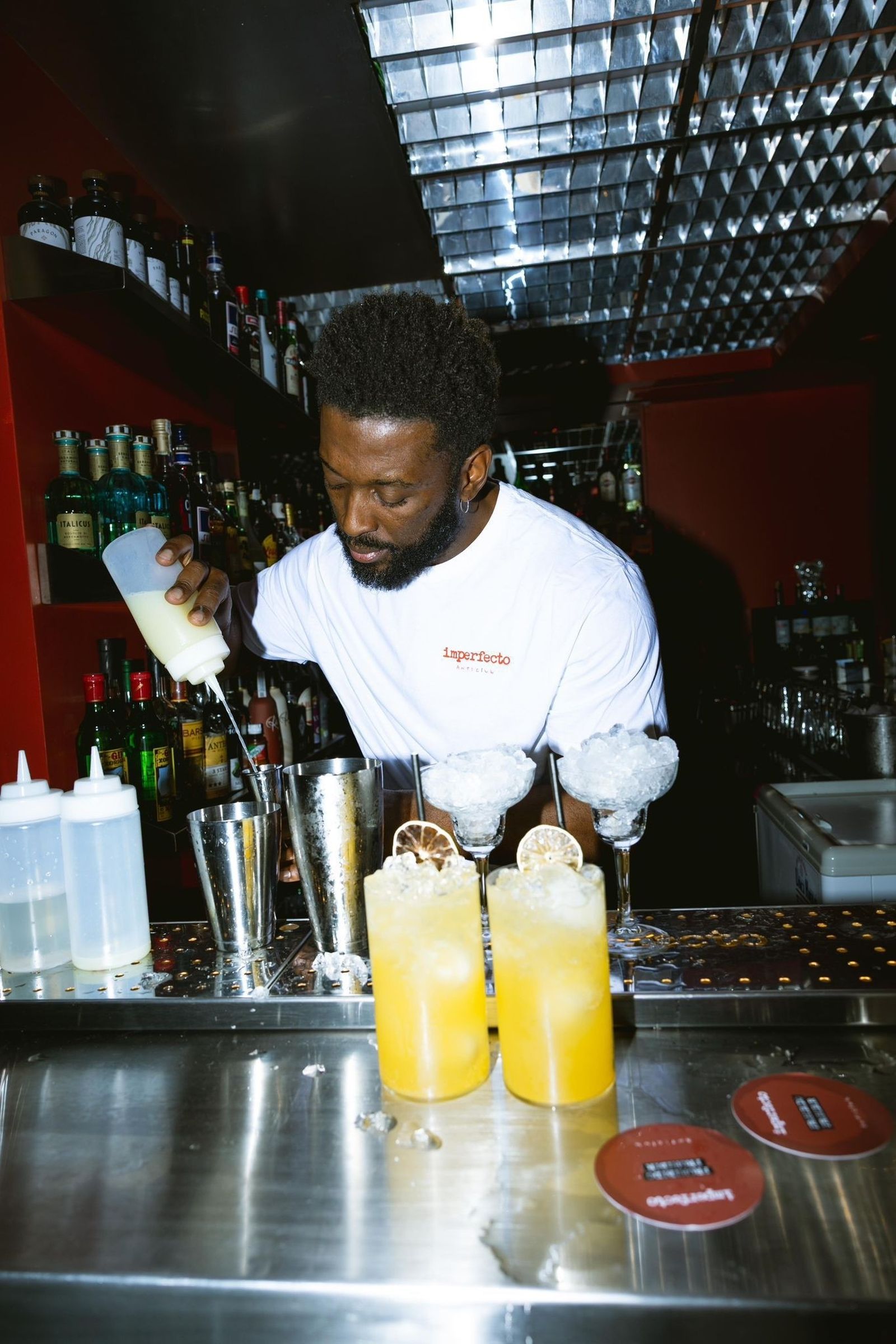 Craft Brunch & Drunch, Imperfecto Anticlub y Pícaro 213, locales de moda en la Vega y la Térmica, en imágenes