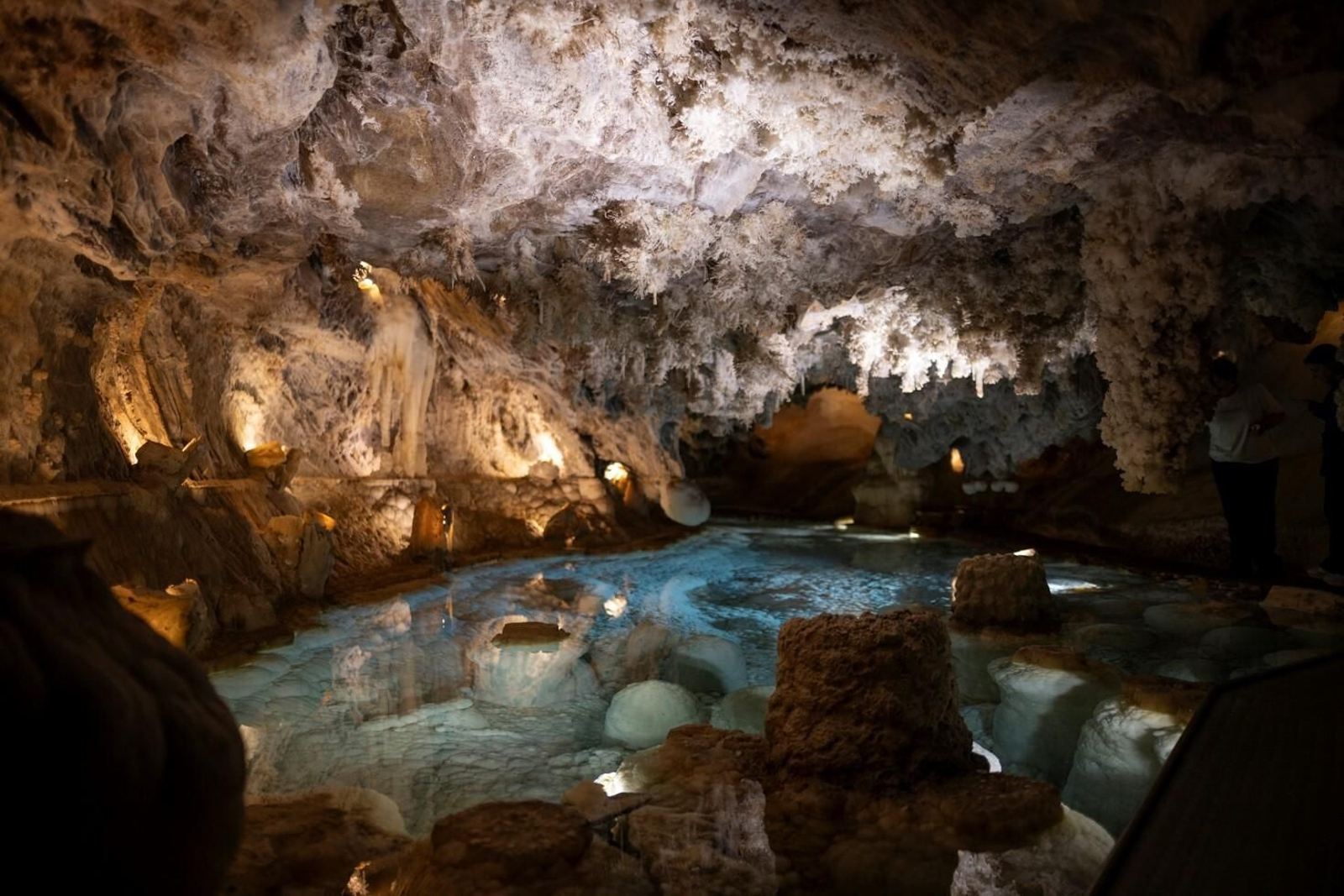 La Gruta de las Maravillas La Gruta de las Maravillas