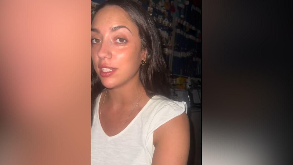 Una joven se hace viral tras quedarse encerrada en un bazar de Sevilla: "Tuve que coger un vaper porque para dos horas de espera lo necesité"
