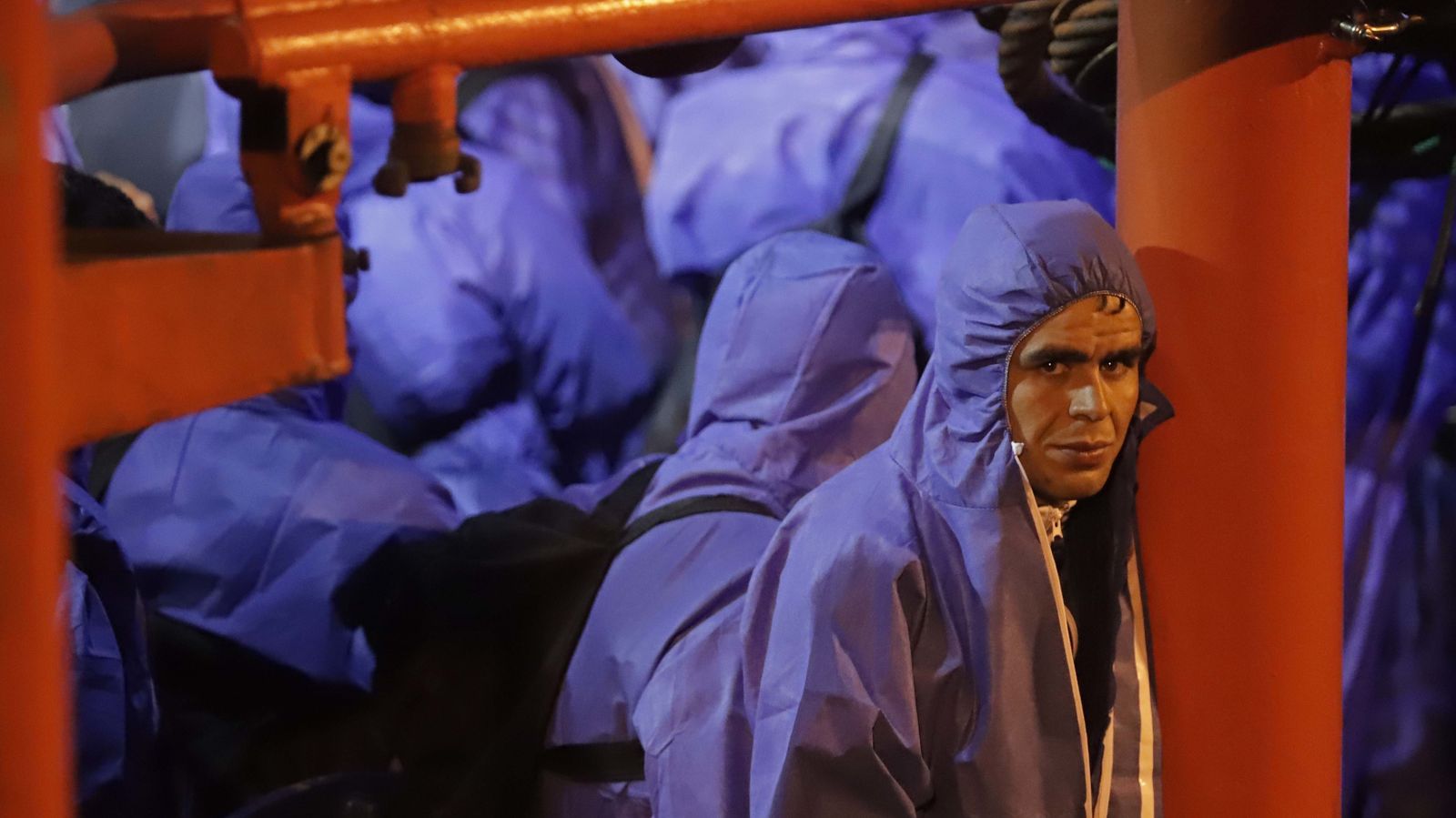 Imágenes de los 85 migrantes rescatados