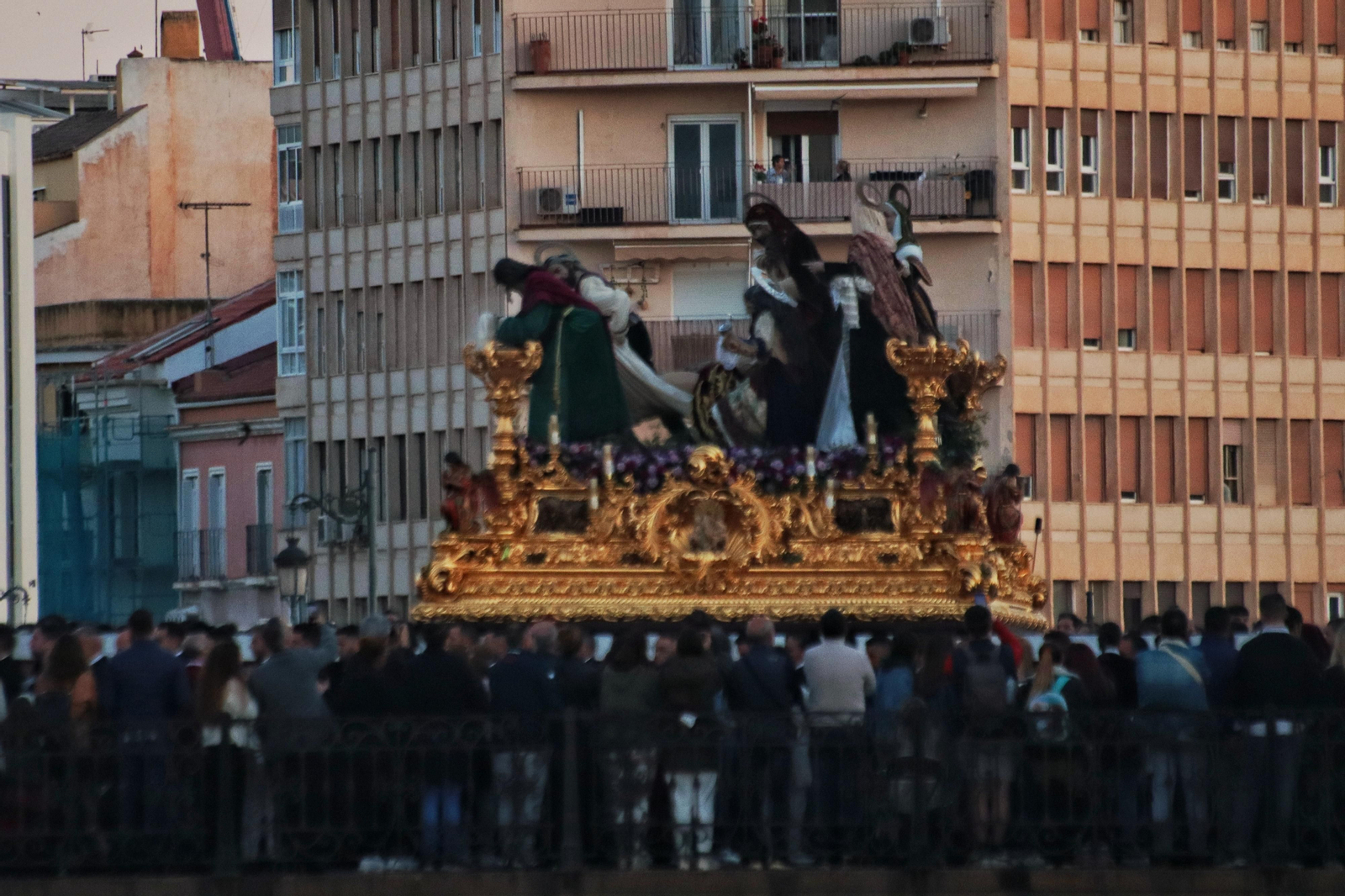Las fotos de Santo Traslado en el Viernes Santo de Málaga Las fotos de Santo Traslado en el Viernes Santo de Málaga