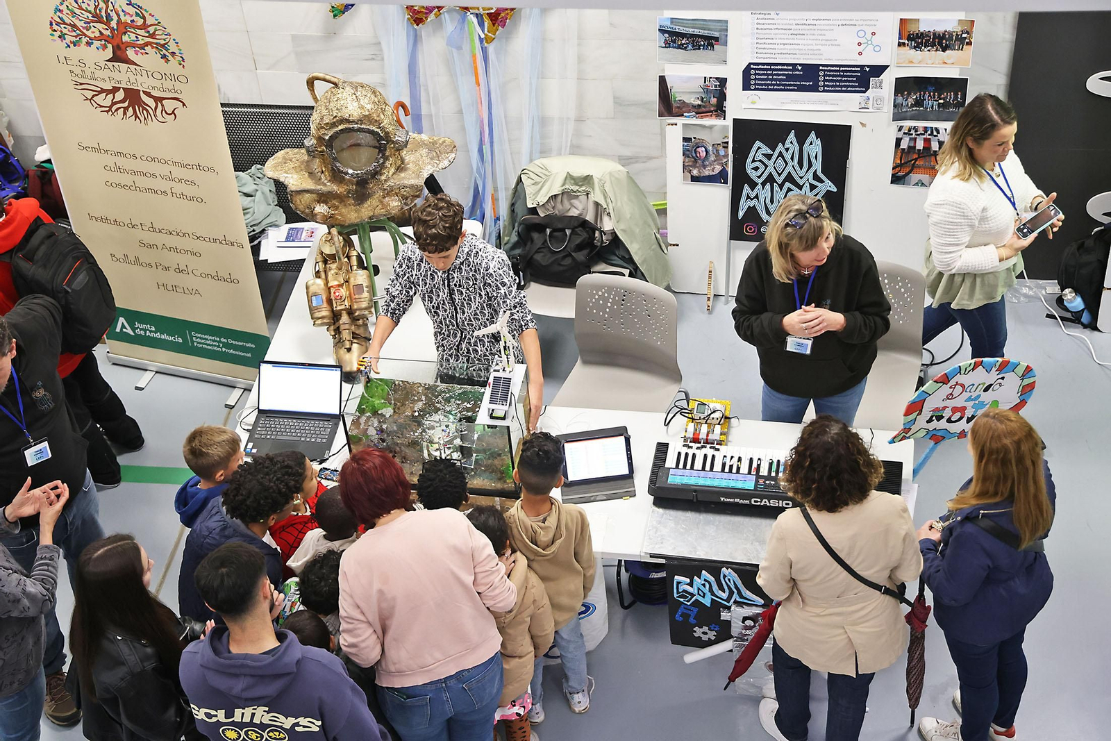 Imágenes de la Primera Edición de la Feria de la Ciencia de Huelva