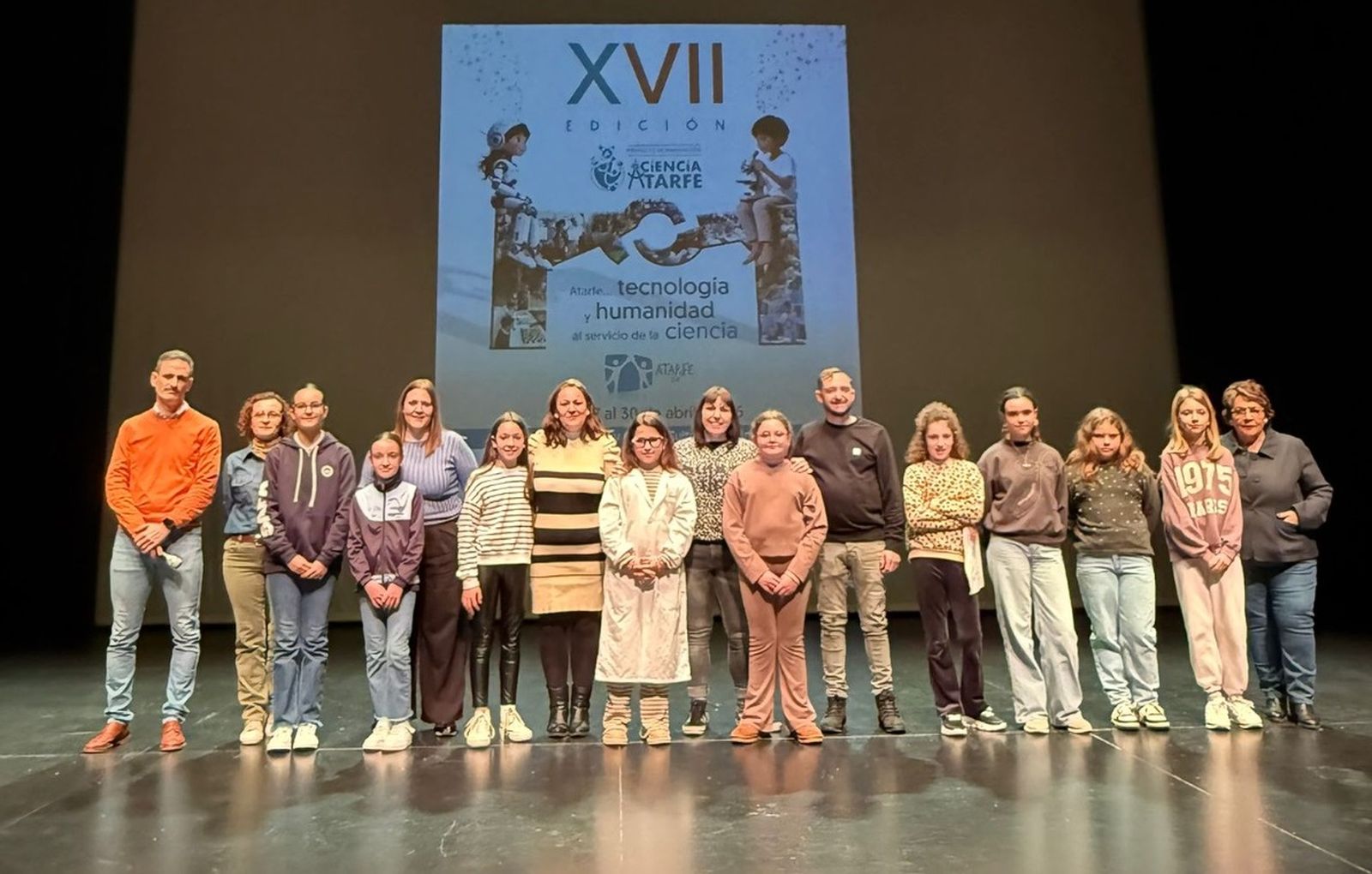 Ellas cuentan ciencia, acto celebrado en Atarfe para celebrar el 11 de febrero, día de la Niña y la Mujer en la Ciencia.