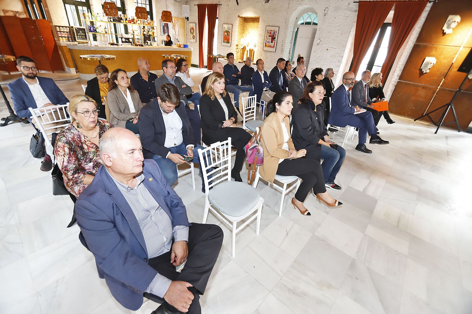 Imágenes del Foro Gerardo Rojas de Huelva Información