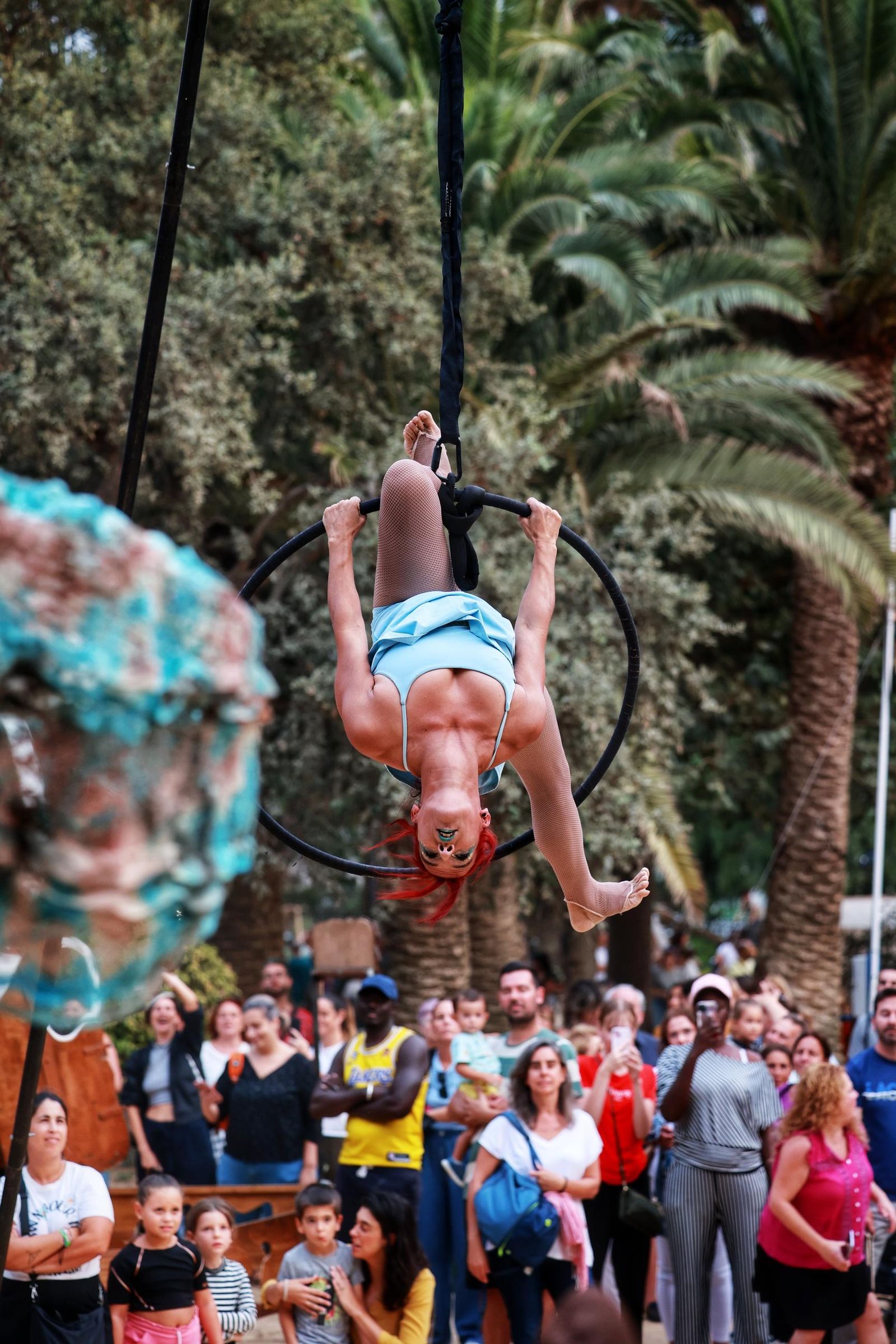 Imágenes del Mercado Fenicio del Parque Genovés de Cádiz