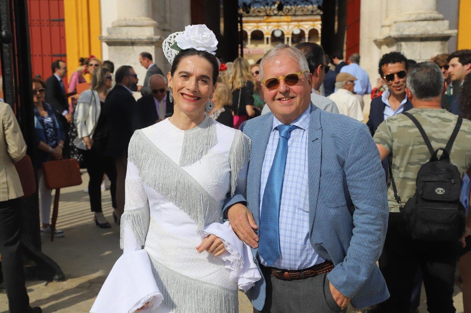 Famosos y autoridades en la Maestranza el martes de Feria de Abril