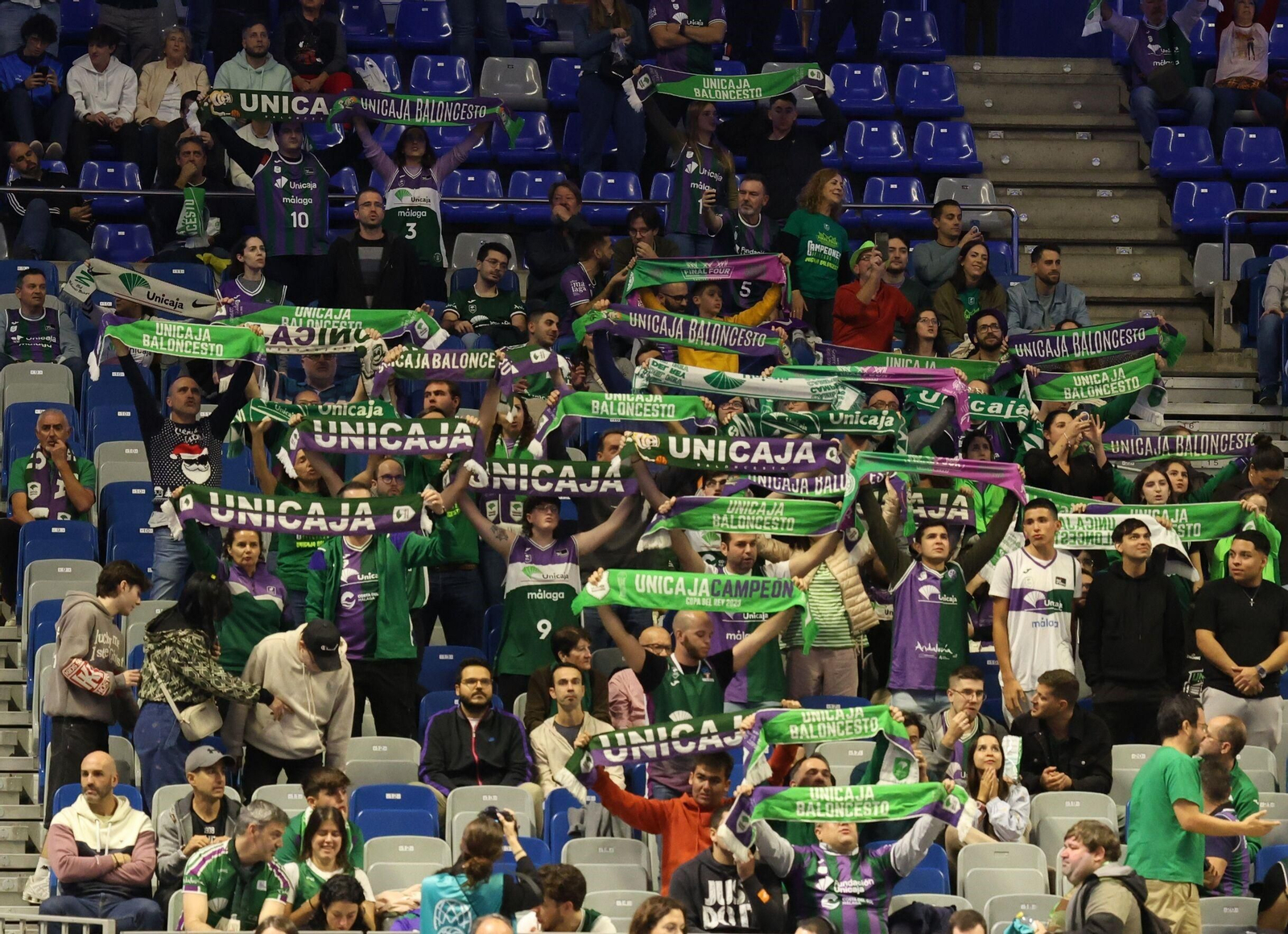 Búscate en el Unicaja-Oostende en las gradas del Carpena