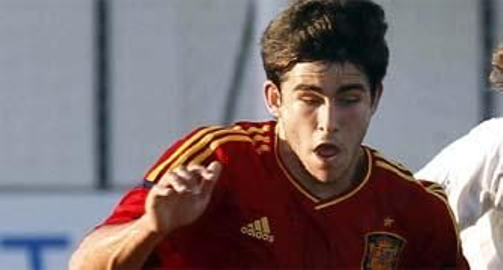 Fermín Gutiérrez vuelve a entrar en el Sánchez-Pizjuán para colocar a Jairo