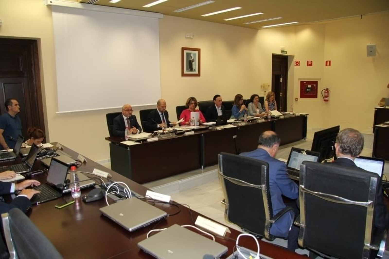 Un momento del consejo de gobierno de la UCO celebrado en el Rectorado.
