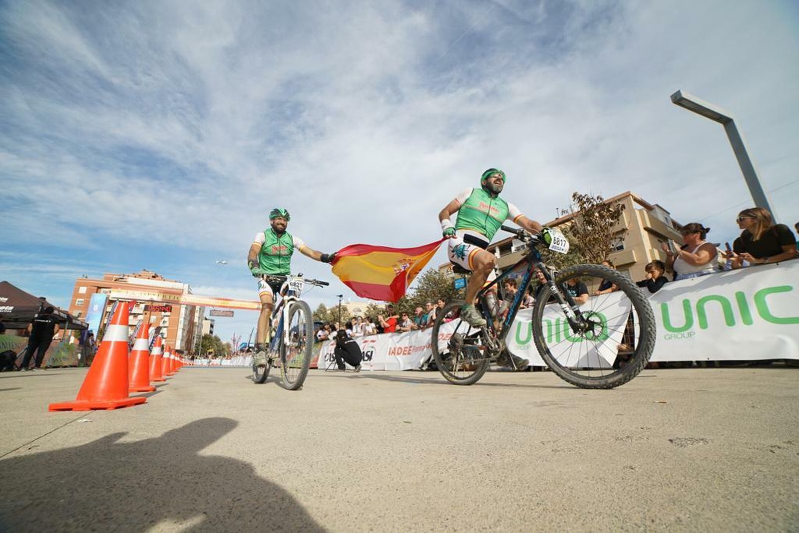 Fotogalería de la llegada de La Desértica