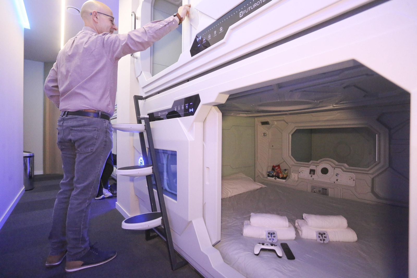 Las fotos del hotel del futuro que aterriza en Málaga