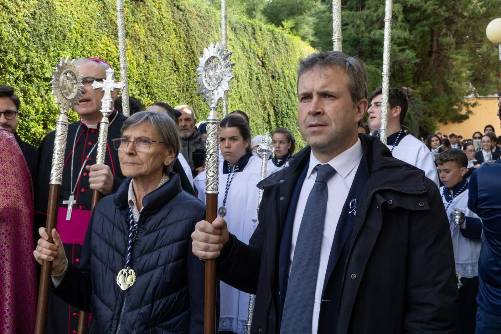 La temida lluvia impide el desarrollo normal de este Martes Santo