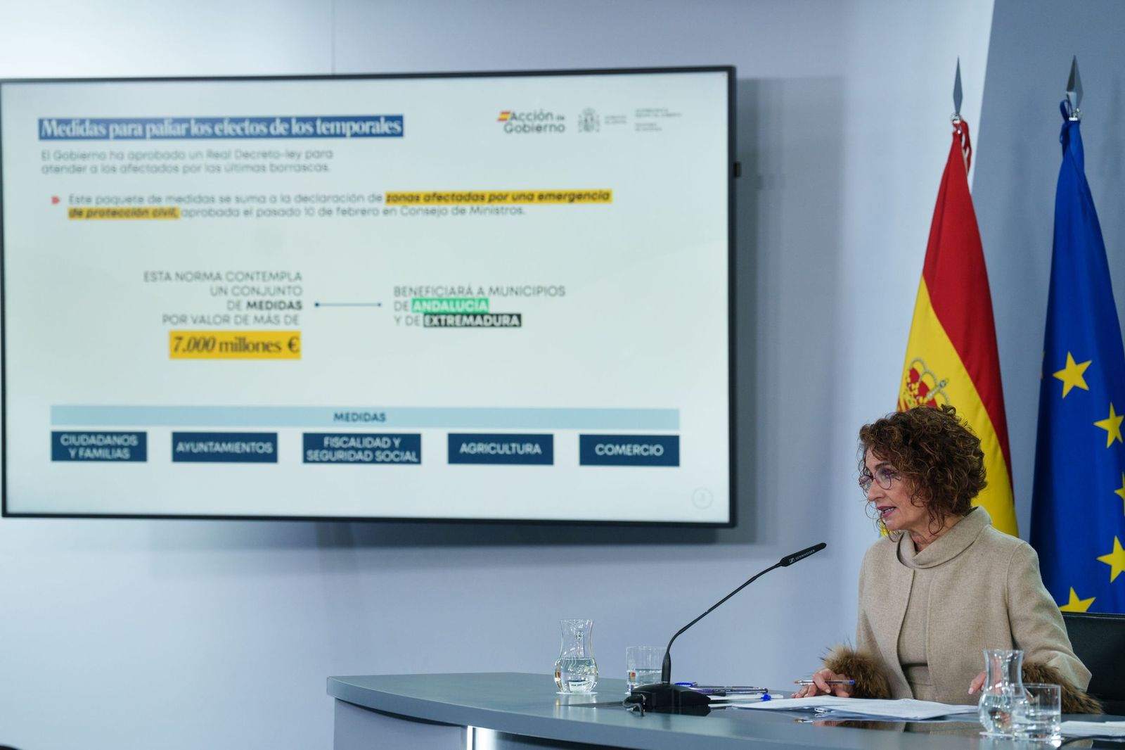 María Jesús Montero en la presentación de las ayudas a los afectados pr el temporal.