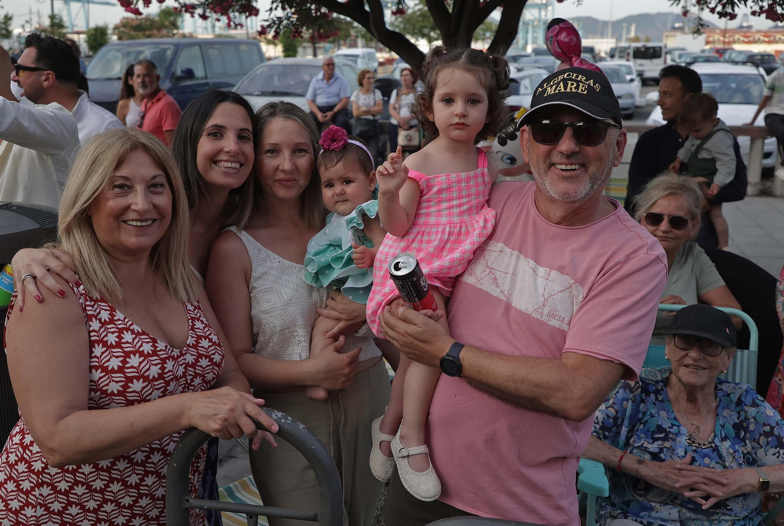 Búscate en las fotos de la cabalgata de la Feria Real de Algeciras 2025