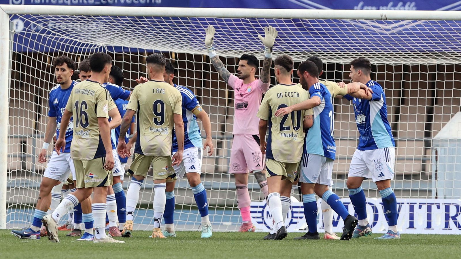 Imágenes del Xerez CD contra el Recreativo de Huelva en Chapín