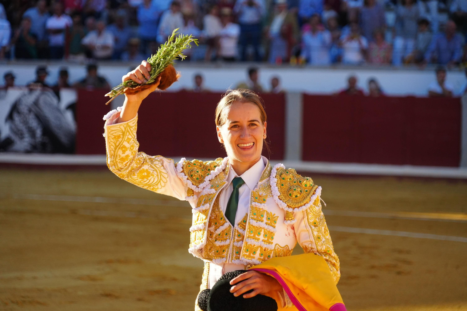 El triunfo de Rocío Romero, Manzanares y Roca Rey en la plaza de toros Pozoblanco, en imágenes