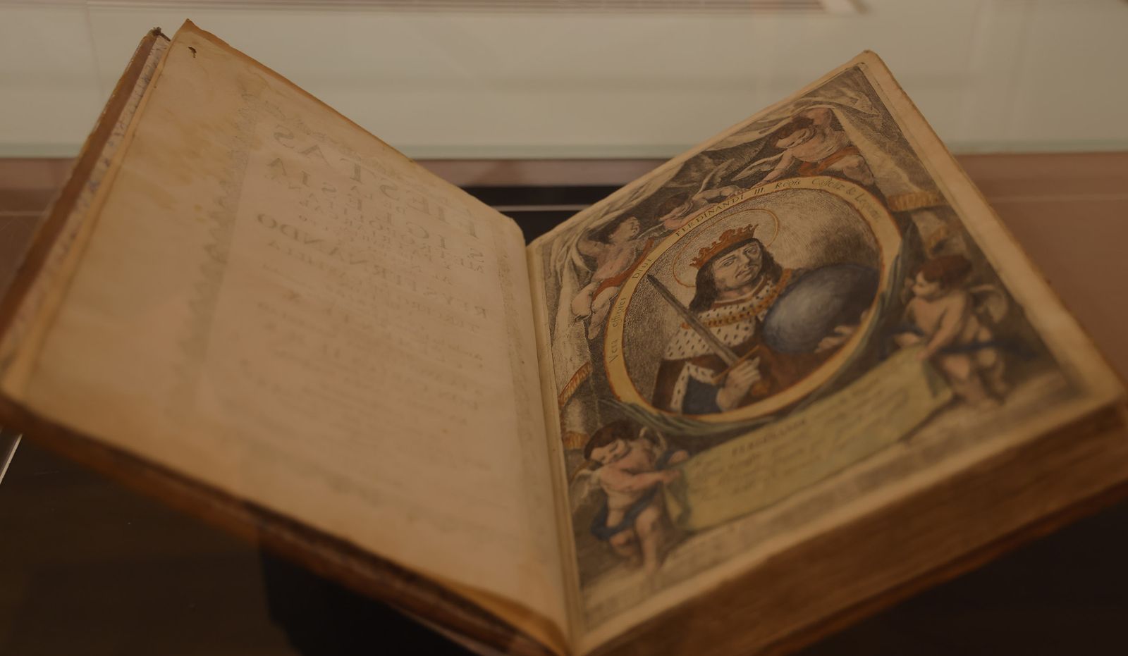 'Sanctus', la exposición del Santo Entierro de Sevilla, en imágenes