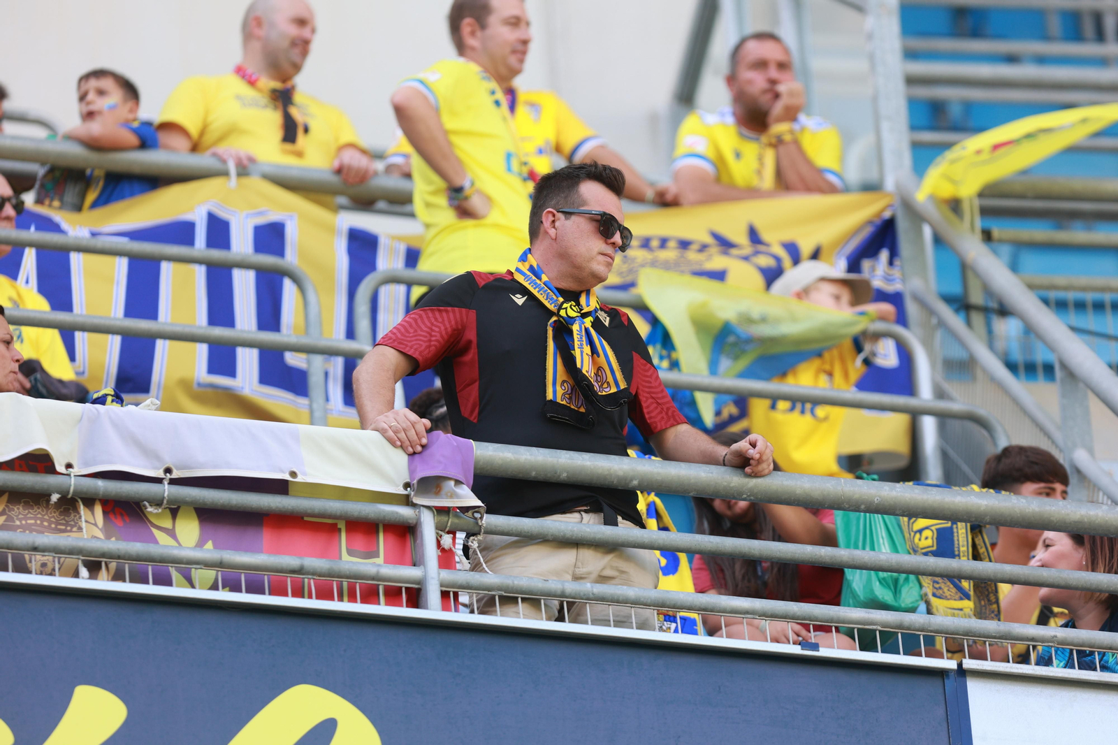 Búscate en las imágenes del Cádiz CF-Girona