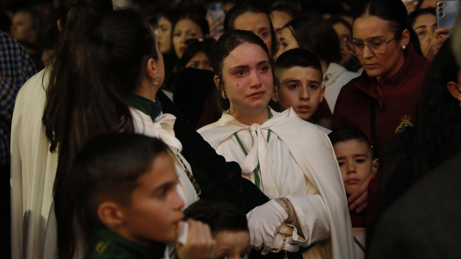 Fotos del Viernes Santo en La Línea: Cristo del Mar y Luz y Esperanza Nuestra, Soledad y Santo Entierro, Cristo del Amor y Misericordia y Amargura.