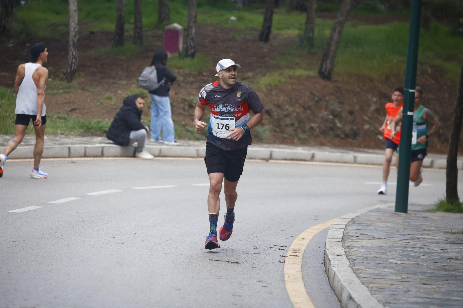 La Minimaratón Peña El Bastón, en fotos