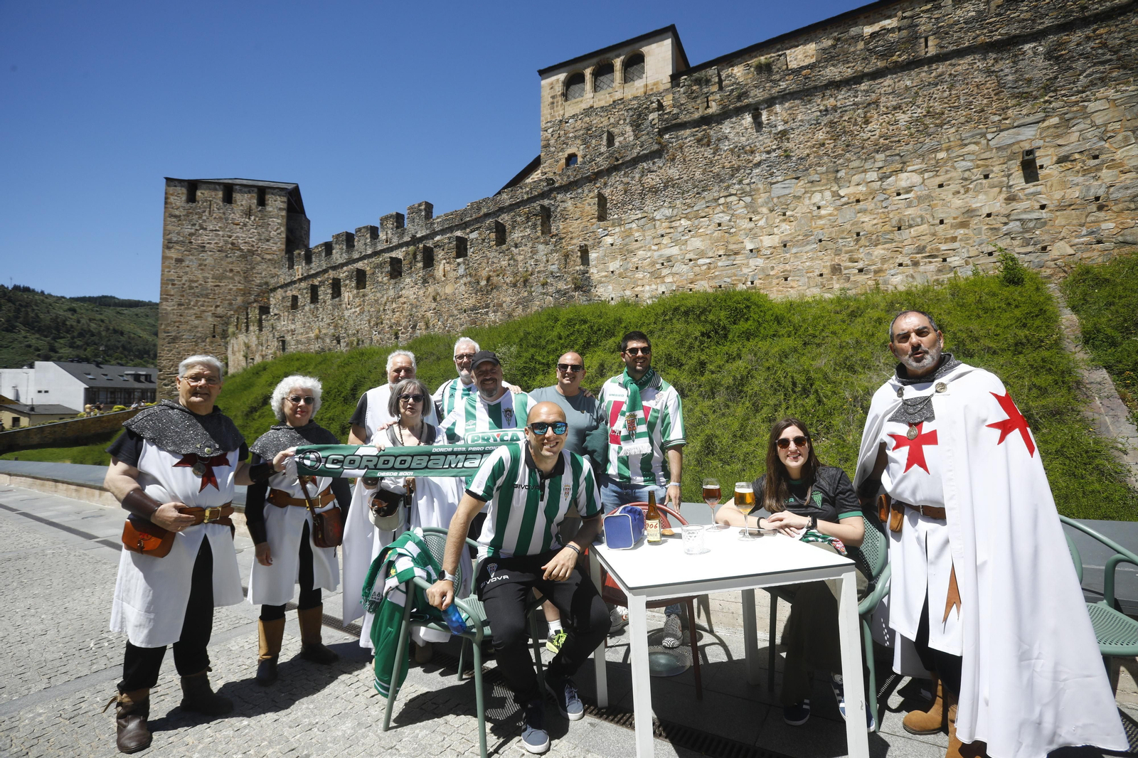 Las mejores fotos de los seguidores del Córdoba CF en Ponferrada