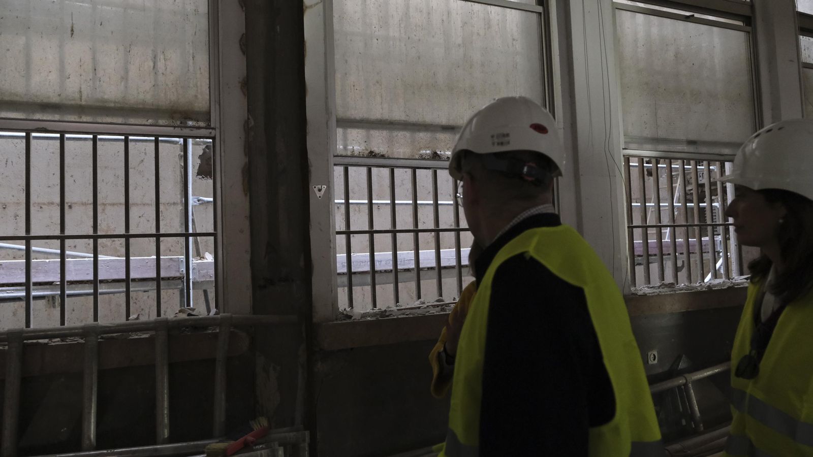 Lo que queda de los mostradores de atención al público de la planta baja