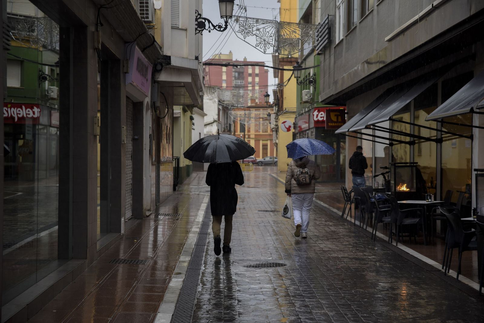 Las fotos de un sábado lluvioso en La Línea