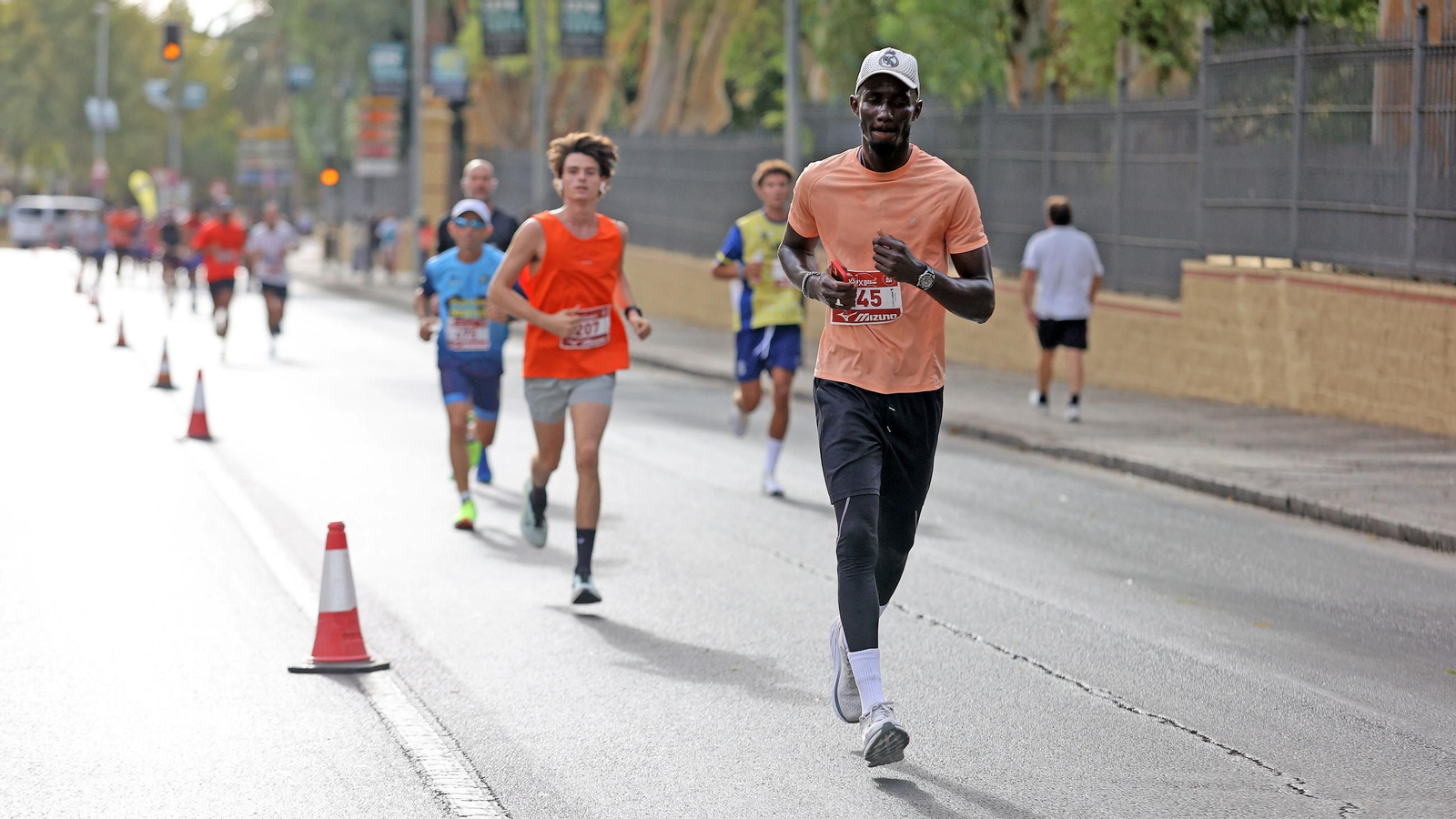 Búscate en la Media Maratón de Jerez 2025 (6)