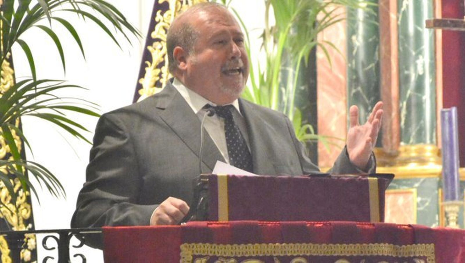 Alfonso Vera, pregonero de la Semana Santa barreña.