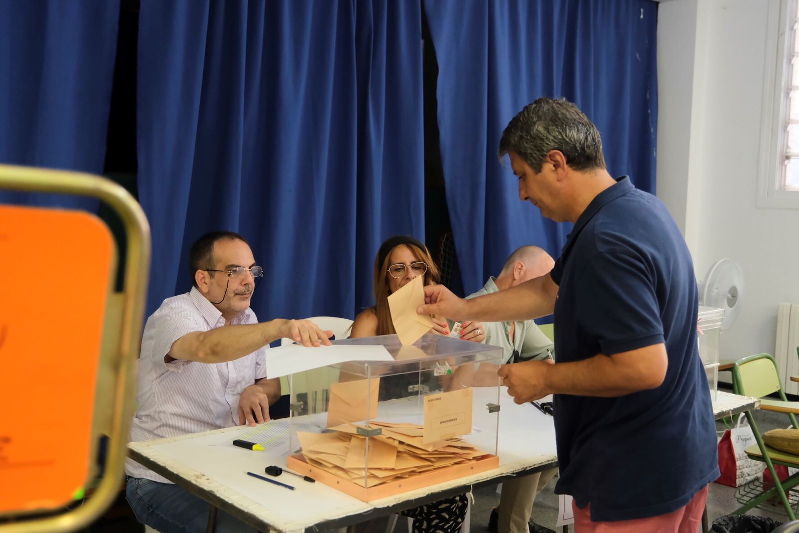 La jornada electoral en Córdoba, en imágenes