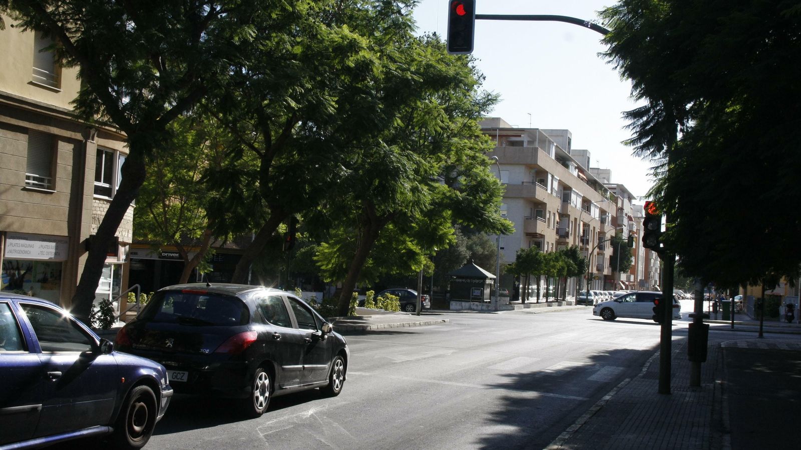 Una imagen del cruce de la avenida de la Libertad donde irá la nueva rotonda.