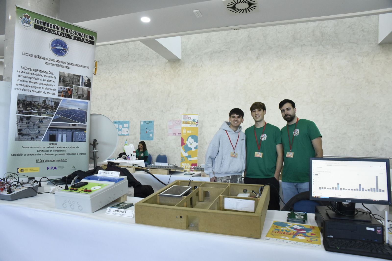 Fotos de la Feria de Ciclos Formativos de La Línea 2026