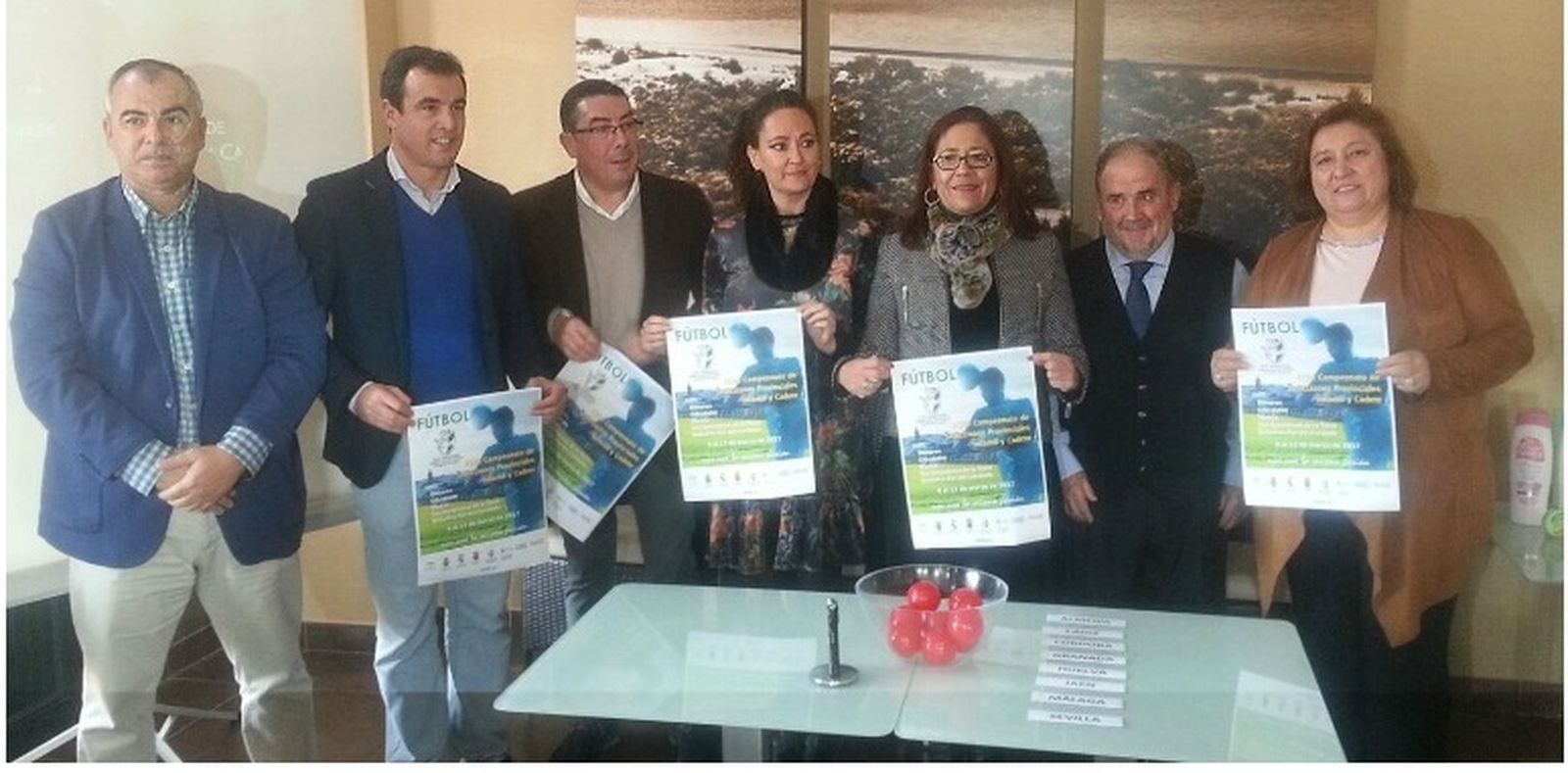 Un momento de la presentación del campeonato, celebrada ayer en Punta Umbría.