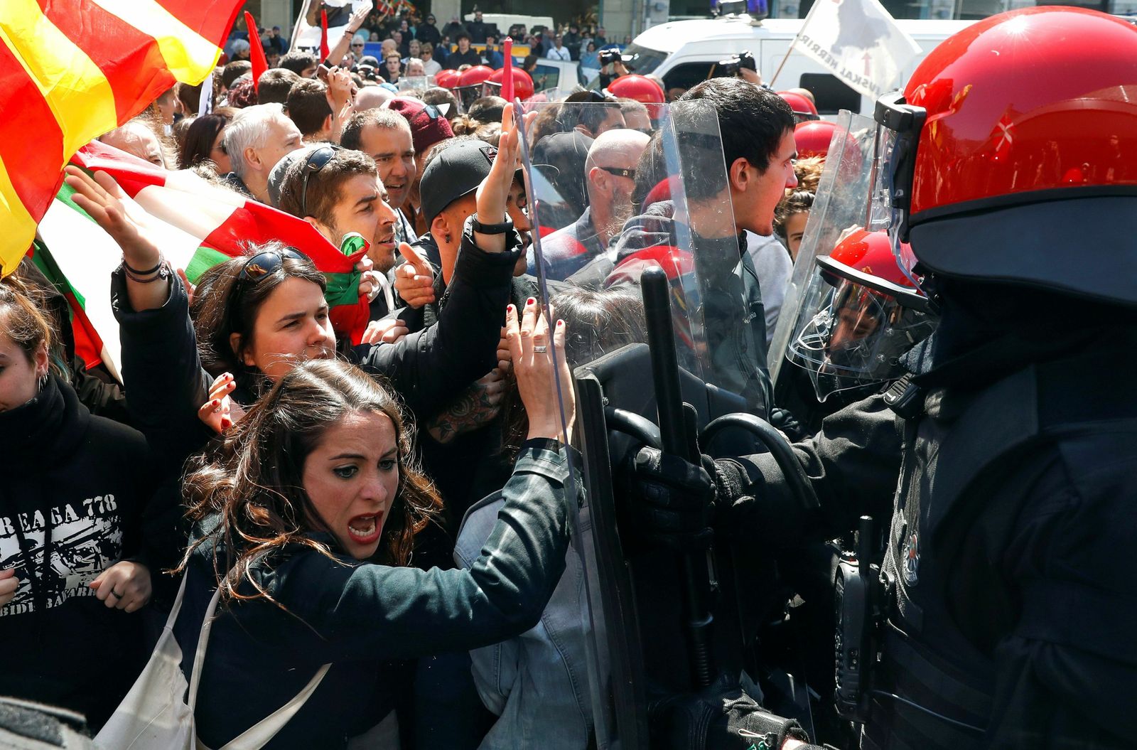 Incidentes en un mitin de Vox en San Sebastián.