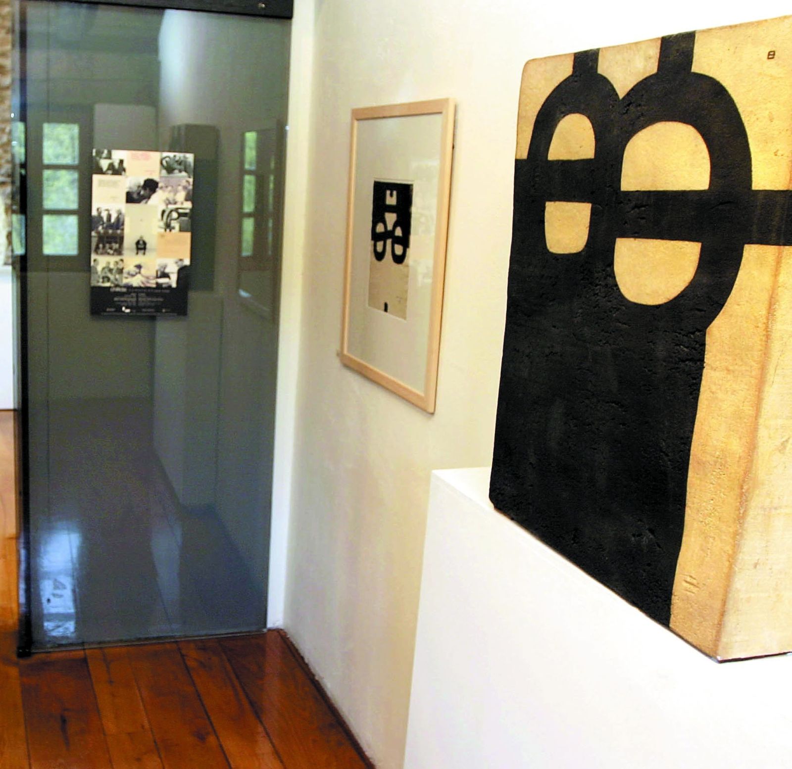 Una exposición de obras de Chillida.