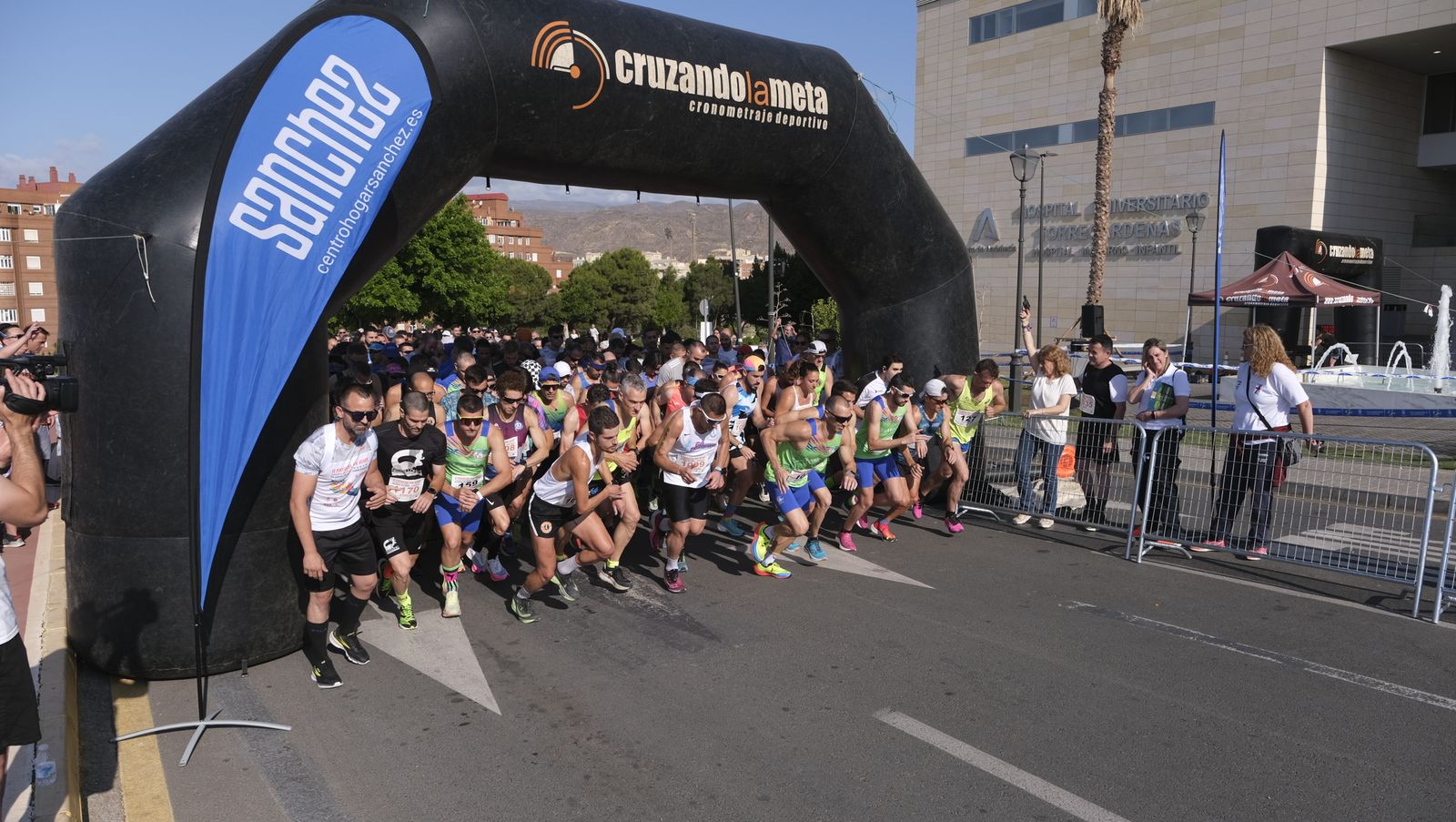 Imágenes de la II Carrera Sin Humo, en Almería