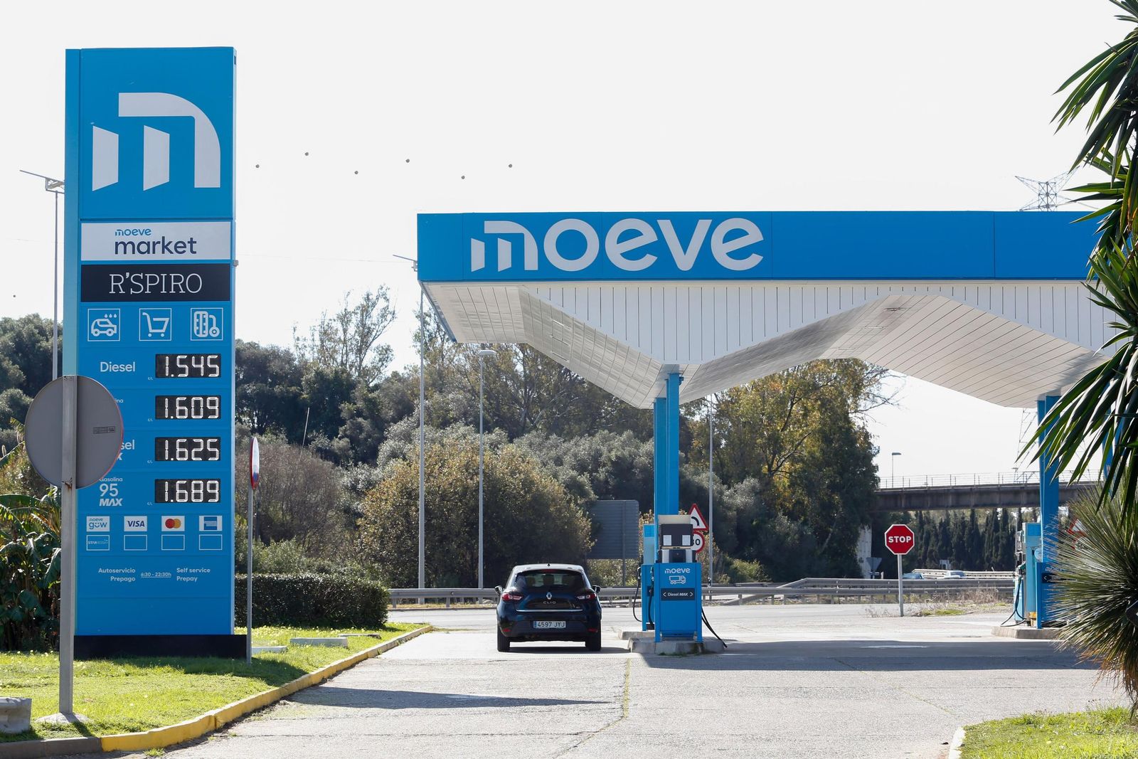 Imagen de archivo de una gasolinera de Moeve, en San Roque