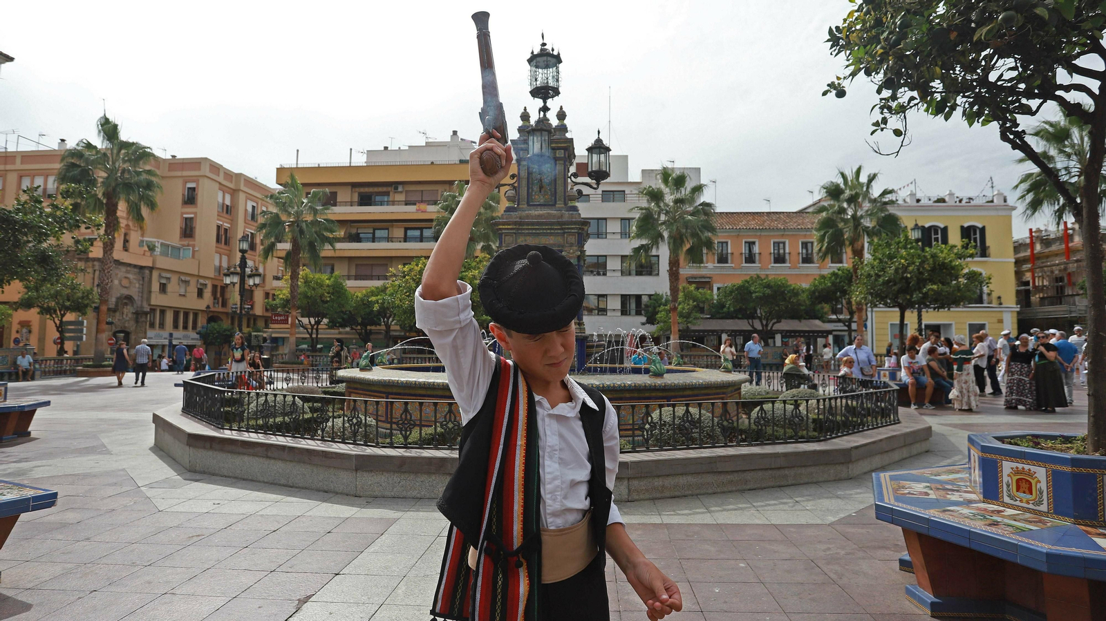 Las mejores fotos del paseo por el mercado de Entremares 2019
