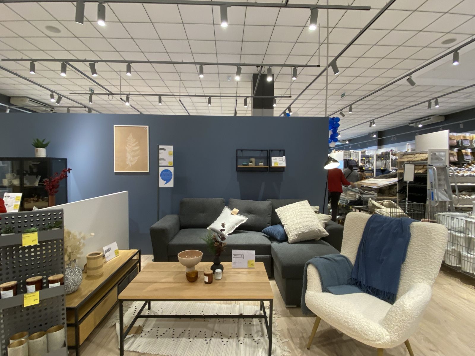 Espectacular reapertura de JYSK en Málaga